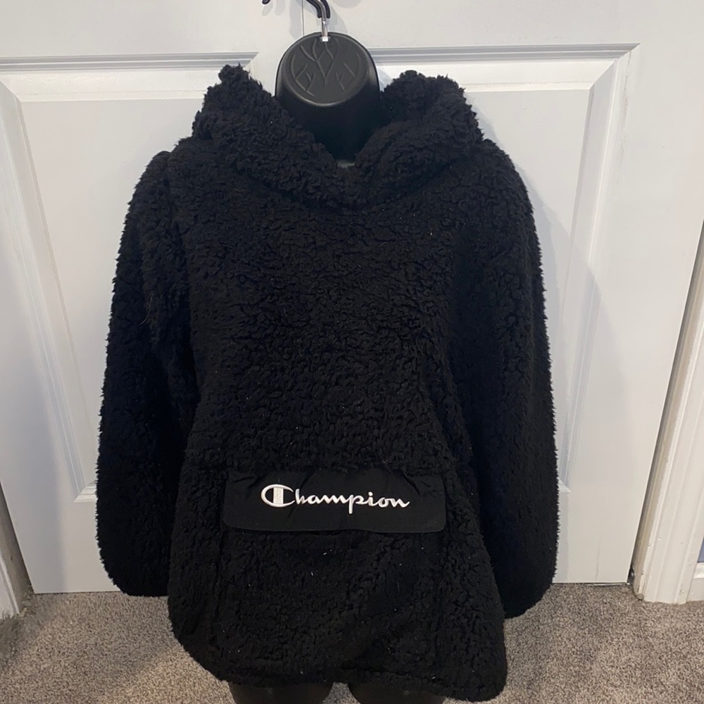 Fluffy Black Champion Pullover Sweatshirt size Large